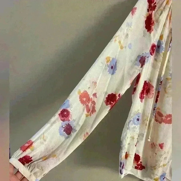 Lucky brand blouse pop over 1/4 button up semi sheer floral boho. Small - Picture 4 of 7